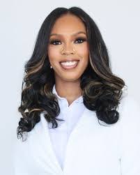 Krista Woods's Instagram, Twitter & Facebook