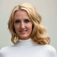 1100+ "Kelly M." profiles