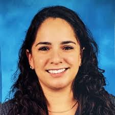 Nicole Perna's Instagram, Twitter & Facebook