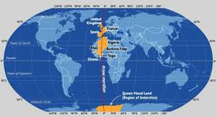 The tropic of capricorn is a line of latitude about 23 degrees south of the equator, and is one of the five major lines of latitude, along with the equator, arctic and antarctic circles and tropic of cancer. In Which Countries Does Tropic Of Capricorn Pass Quora