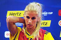 3 hon var en del av sveriges trupp under vm i kanada år 2015 ,  7  och blev målskytt i sveriges sista gruppspelsmatch mot australien  8 . Sofia Jakobsson Wikipedia