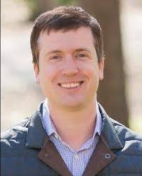 Jess Dickinson's Instagram, Twitter & Facebook