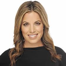 Farrah Scott's Instagram, Twitter & Facebook