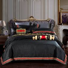 Royal blue inn guest house islamabad is proud to bring you state of the art living facilities, elegant suites (single, double, deluxe, classic, luxury, royal bedrooms) with affordable room rents. Bedding Bag 10 Piece Satin Cotton Luxury Royal Duvet Cover Bed Cover Pillowcases Duvet Covers Bedding Sets Home Garden Worldenergy Ae