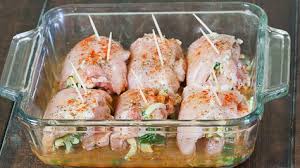 Stuffed Spinach Chicken 6 Boneless Skinless Chicken Thighs 1 Medium Onion Chopped 3 5 Oz 100 G Frozen S Chicken Thights Recipes Recipes Chicken Recipes