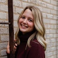 Kristen Holmquist's Instagram, Twitter & Facebook