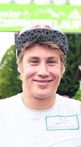 Eric Hille's Instagram, Twitter & Facebook