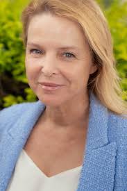 Keep Running Back (TV Series 2024– )