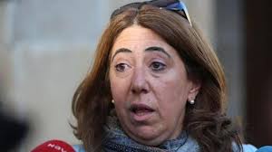 La delegada Carmen Alba: "Estoy ya acostumbrada a que me reprueben y pidan  que dimita"