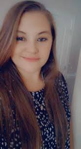 Hi friends My name is Kendall and I'll be your ThirtyOne consultant. I have  been married to my amazing husband for 15 years and have 2 kiddos 6 and 4.  I've been