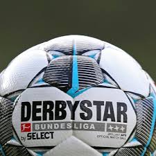 Bayern munich must wait to be confirmed as bundesliga champions for the ninth season in a row after they suffered a surprise defeat at mainz. Vertrag Verlangert Derbystar Bleibt Bundesliga Ball