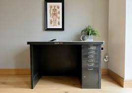 All products are expertly handmade from a carefully selected palette of raw materials, including oak, walnut, steel, brass, and copper. Vintage Industrial Desk Antique Vintage And Retro Furniture