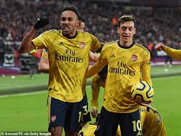 Последние твиты от mesut özil (@mesutozil1088). Arsenal Captain Pierre Emerick Aubameyang Says Goodbye To Mesut Ozil After Ending Hell From His Shooters