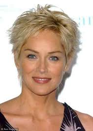 Thankfully, short hair makes it easier. 50 Greatest Short Hairstyles For Round Faces Over 50