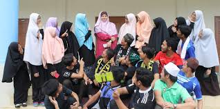 Terjemahan untuk 'diploma' dalam kamus bahasa inggris gratis dan banyak terjemahan bahasa inggris lainnya. Diploma In English Kolej Universiti Islam Pahang Sultan Ahmad Shah
