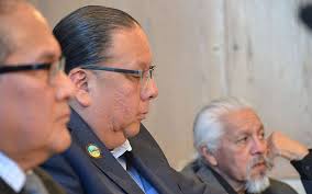 Gila River leader says feds' inattention to roads drives other problems