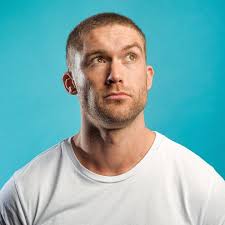 Self-reinvention & building leverage in podcasts with Chris Williamson