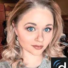 Linda Housewright's Instagram, Twitter & Facebook