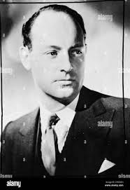 S managing director hi-res stock photography and images