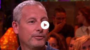 Binnenkort start entertainment today met een (wekelijkse) nieuwsbrief. Gert Verhulst En Zoon Viktor Doken Allebei Het Bed In Met K3 Zangeressen