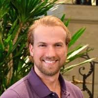 Kim Langtry's Instagram, Twitter & Facebook