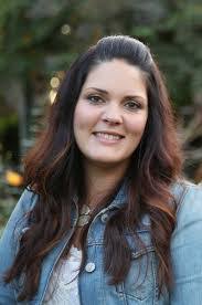 Vanessa Kellogg's Instagram, Twitter & Facebook