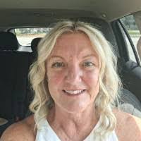 Connie Manis's Instagram, Twitter & Facebook