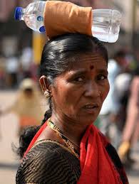 Të ndihmosh gratë që të përshtaten me nxehtësinë ekstreme na ndihmon të  gjithëve