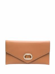 Shop Latest Women Clutches Up To 80 Off Editorialist