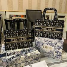 All products are tested and authenticated. Dior Tote Tote Bags Prices And Promotions Women S Bags Apr 2021 Shopee Malaysia