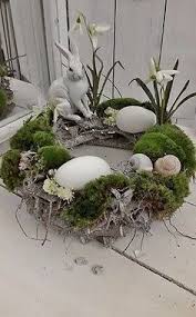 Schoner Oster Tischkranz Kleines Schwedenhaus Osterdeko Weiss Shabby Chic Kranz Osterdeko Ostern Deko Schone Ostern