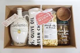 The Southern Italian Hamper 29 95 Filled With Carluccio S Favourite Products From The Regions A Ha Carluccio S Extra Virgin Olive Oil Canvas Shopping Bag