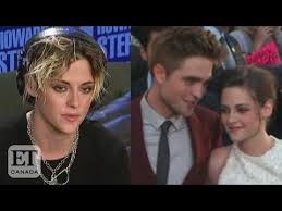 Just like some other people on this planet she suffers from an anxiety disorder and had a history of panic attacks. Kristen Stewart Talks Robert Pattinson Relationship Youtube