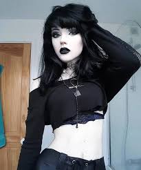 Just remember, black hair is a natural color and it existed before anyone thought up any subcultures or associated it with any stereotypes. Coloredbeauties Crazycolours Haircoloring Hairgoals Emo Alternative Hair Goth Cute Girl Piercing Tattoo Scen Goth Beauty Hot Goth Girls Goth Girls