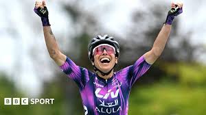 Virtual Youtubers-beyond the stream with CottontailVA