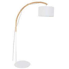 Vanaf een diameter van 45 cm kan een lampenkap wel 1,5 meter hoog worden. Staande Lamp Met Witte Lampenkap H190 Askel Maisons Du Monde