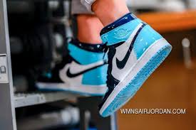 Air Jordan 1 Retro High Og Unc Patent Cd0461 401 Obsidian Blue Chill White Basketball Shoes Sportswear S White Basketball Shoes Air Jordans Retro Running Shoes