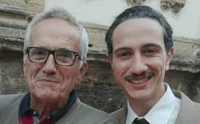 È un affondo al cuore il «va pensiero» che suona sulla pronuncia delle condanne secolari al maxi processo di palermo. Il Traditore Di Marco Bellocchio Intervista All Attore Esordiente Edoardo Strano Da Fan A Cannes