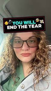 Lora Teague's Instagram, Twitter & Facebook