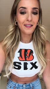 Jacqueline Niles's Instagram, Twitter & Facebook