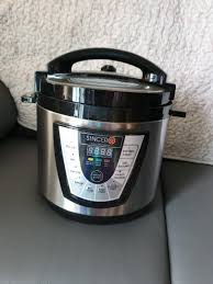 Pressure cooker 101 covers the basics of using a pressure cooker, specifically a hawkins futura. Sincero Pressure Cooker Tv Home Appliances Kitchen Appliances On Carousell