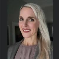 30+ "Lisa Erickson" profiles