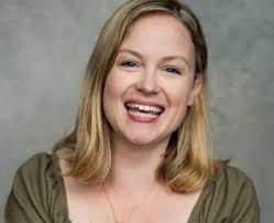 Anyone watching Richard Osman's House of Games this week will be seeing  Kimberley Nixon (known for Cranford, Angus Thongs and perfect snogging and  playing Lush in The Tuckers) apparently she grew up