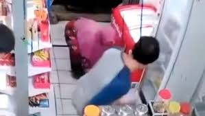 Dibutuhkan segera pedagang cilok untuk keliling di sekitaran wilayah citeureup, cileungsi, cibinong bogor. Jabar Sepekan Tendangan Brutal Penjaga Toko Ke Balita Kematian Tragis Bunda Maya