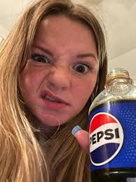 DoorDash SCAMMED ME I asked for Dr Pepper can they have me THIS😭😭😭😭😭 I  SWEAR IMMA SUEEE😭😭😭😭😭😭😭😭😭😭😭😭