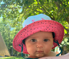 How to get a 3-month-old baby to sleep during the day?