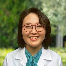 Dr. Yurhee Lee, M.D.