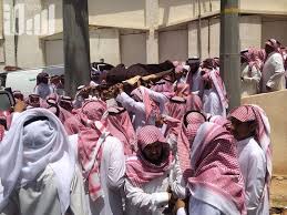 بالصور جموع غفيرة تشي ع ابن شايق وأبناء عمومته بالمزاحمية