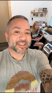 A waitress and a toilet. #joketime #workjokes #jokeoftheday