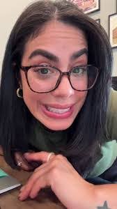 Yesenia Borrero's Instagram, Twitter & Facebook